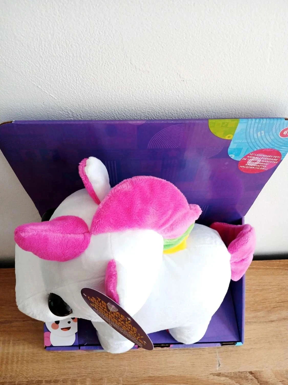 ¡Adopt Me! Peluche Luminosa de Unicornio Neón - Suave y cariñosa - Tres modos de iluminación – photo 4